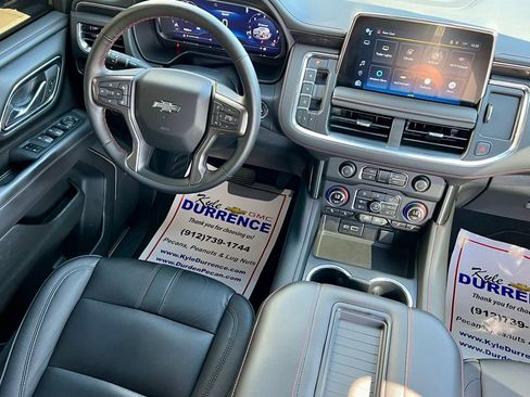 Used 2023 Chevrolet Suburban RST w/ Luxury Package image 18