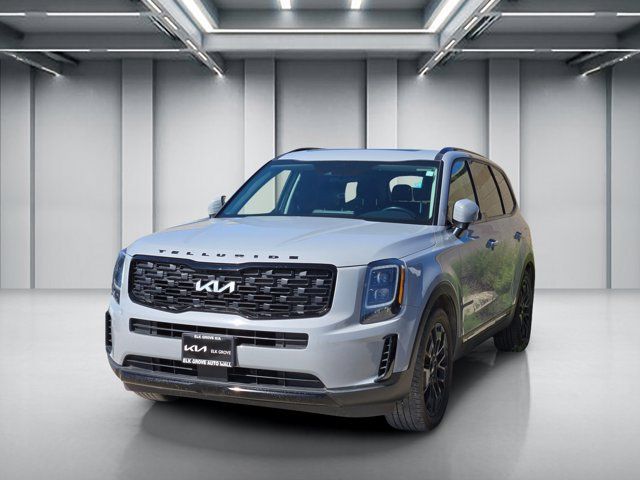Certified 2022 Kia Telluride EX w/ EX Premium Package AWD/4WD image 3