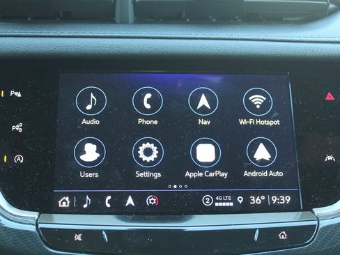 Used 2024 Cadillac XT6 Sport w/ LPO, ONYX Package image 16