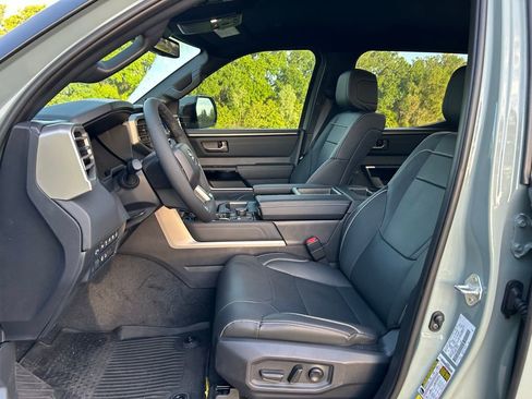 Used 2026 Toyota Tundra Limited image 14