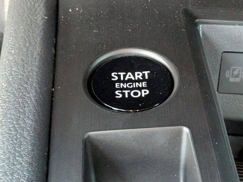 New 2026 Nissan Kicks SV image 14