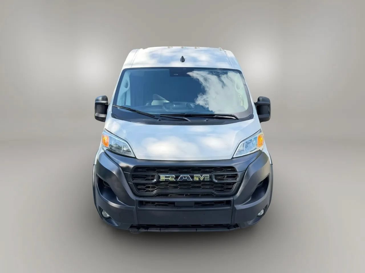 Used 2025 RAM ProMaster 2500 w/ Convenience Group FWD image 2