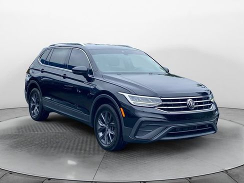 Used 2023 Volkswagen Tiguan SE FWD image 7