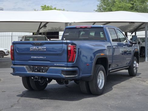 New 2026 GMC Sierra 3500 Denali Ultimate AWD/4WD image 4