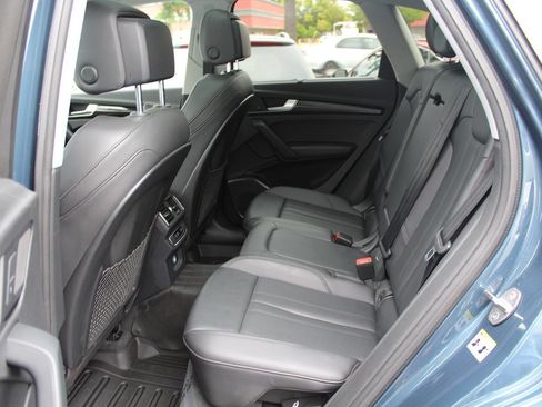 Used 2018 Audi Q5 2.0T Premium Plus w/ Premium Plus Package AWD/4WD image 24