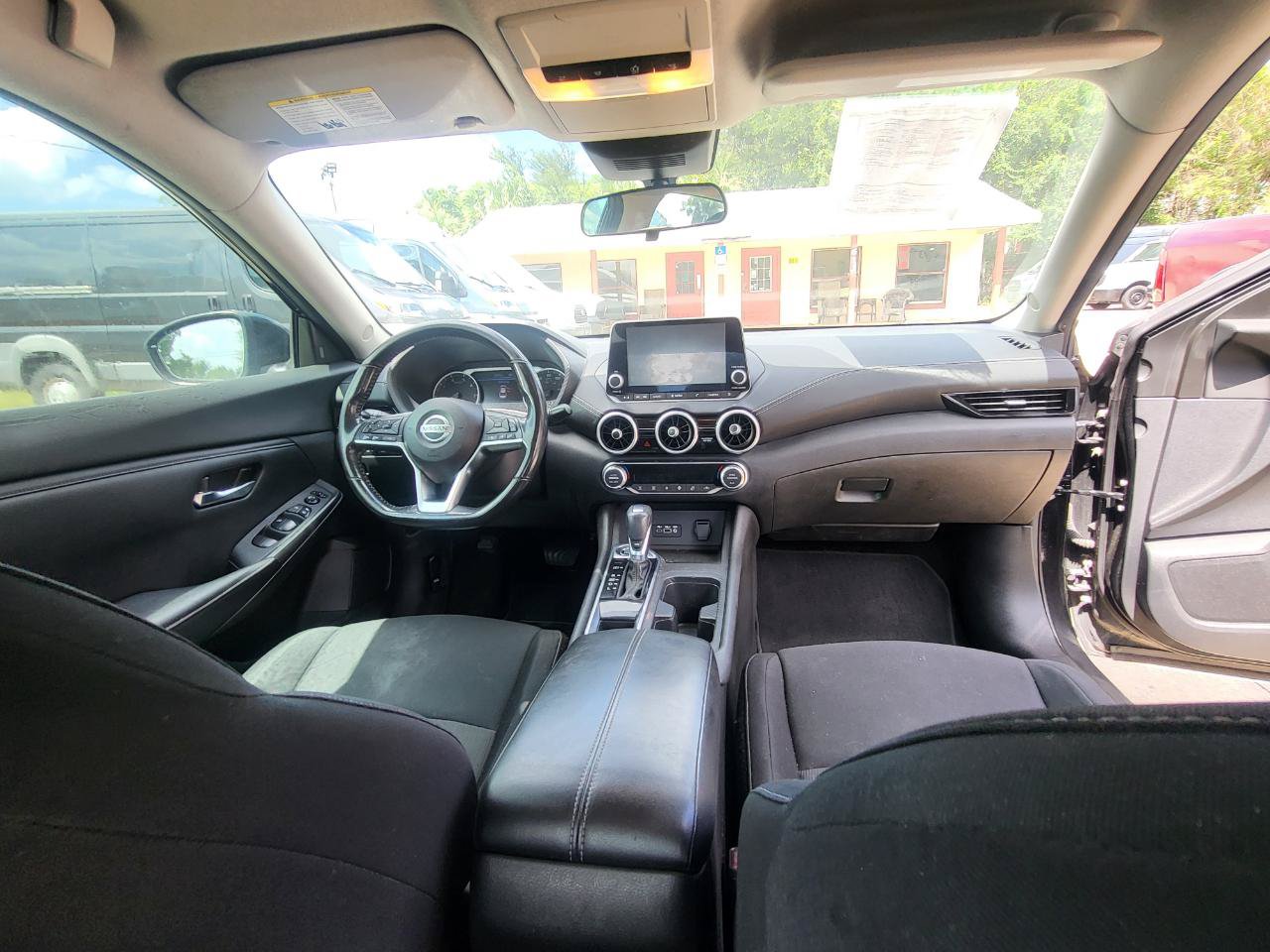 Used 2021 Nissan Sentra SV FWD image 22