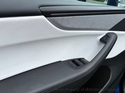 Used 2026 Tesla Model Y 2WD image 19