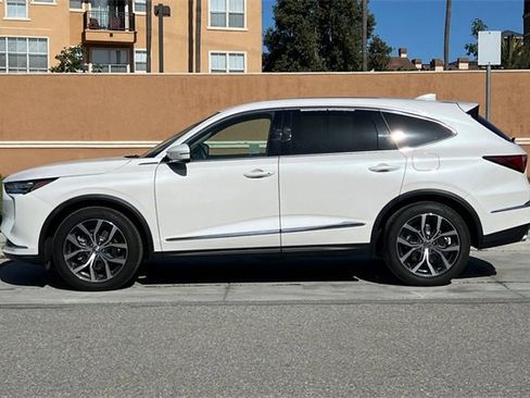 Certified 2023 Acura MDX FWD w/ Technology Package image 7