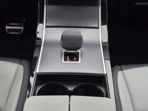 Certified 2026 Land Rover Range Rover Evoque Dynamic SE AWD/4WD image 12