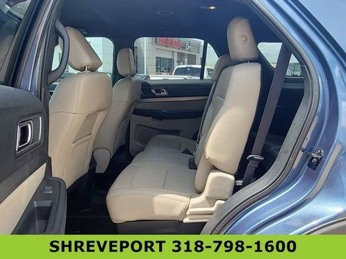 Used 2018 Ford Explorer XLT w/ Equipment Group 202A FWD image 25