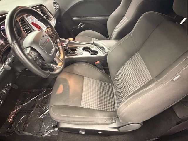 Used 2020 Dodge Challenger R/T RWD image 13