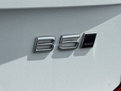 Used 2023 Volvo XC90 B5 Plus AWD/4WD image 34