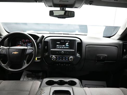 Used 2018 Chevrolet Silverado 1500 Custom w/ Custom Value Package RWD image 13