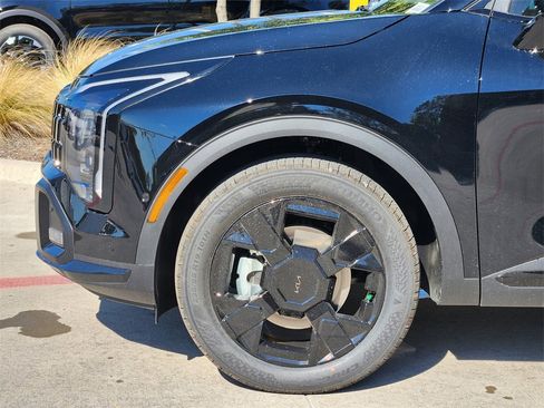 New 2026 Kia Sportage X-Line w/ X-Line Technology Package image 5