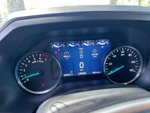 Used 2024 Ford Expedition XLT RWD image 11