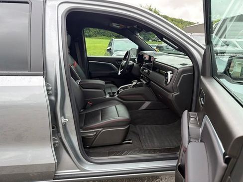 Used 2026 Chevrolet Colorado Z71 w/ Z71 Convenience Package 2 AWD/4WD image 35