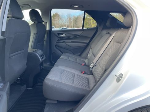 Used 2021 Chevrolet Equinox LT image 27