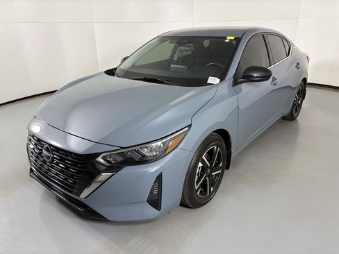 Used 2024 Nissan Sentra SV w/ All-Weather Package image 4