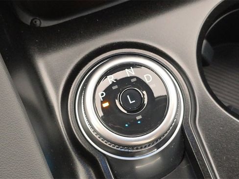 Used 2025 Ford Explorer Active w/ Active Comfort Package image 25