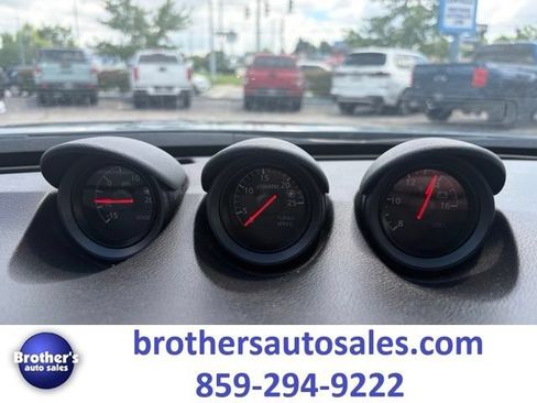 Used 2024 Nissan Z NISMO w/ Floor Mat Package RWD image 20