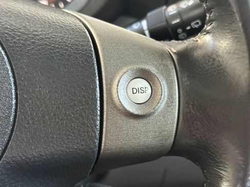 Used 2011 Toyota RAV4 Limited AWD/4WD image 29