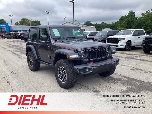 Used 2024 Jeep Wrangler Rubicon w/ Convenience Group AWD/4WD image 1