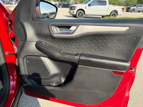 Used 2020 Ford Escape SEL AWD/4WD image 9