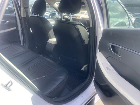 Used 2024 Hyundai Sonata SEL image 12