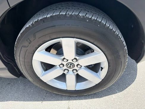 Used 2025 Honda Prologue EX image 11