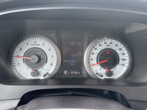 Used 2019 Toyota Sienna SE w/ SE Preferred Package AWD/4WD image 19