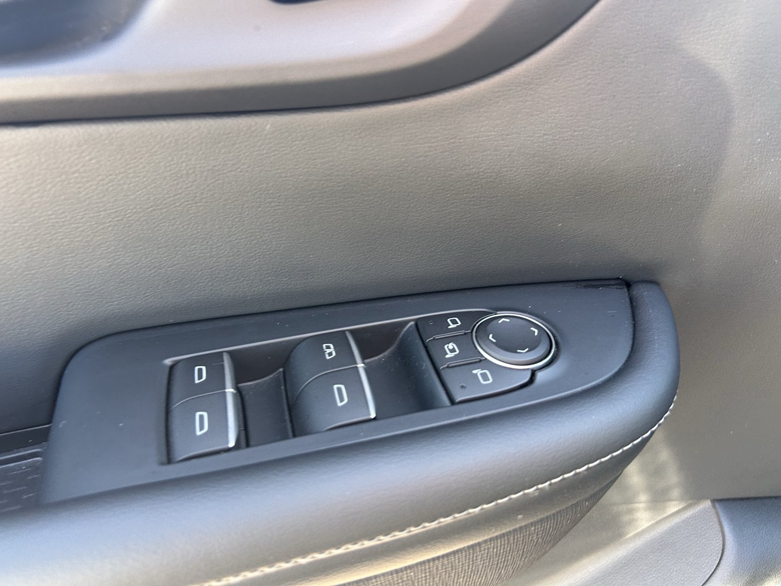 Certified 2026 Buick Enclave Sport Touring FWD image 16