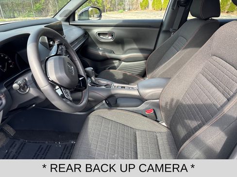 Used 2025 Honda HR-V Sport image 9