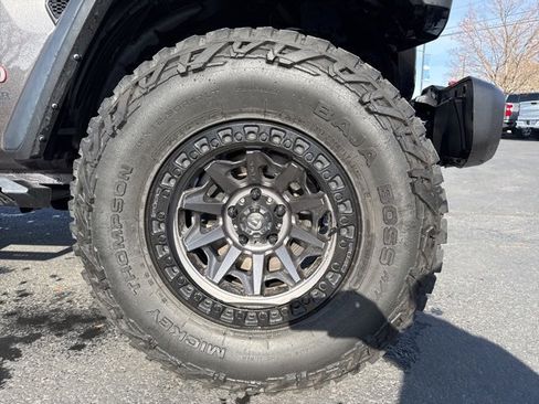 Used 2021 Jeep Wrangler Unlimited Rubicon image 9