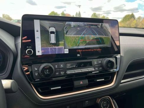 Used 2026 Toyota Grand Highlander AWD Hybrid image 15