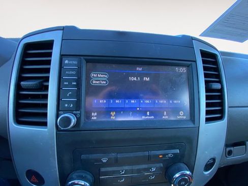 Used 2021 Nissan Frontier S image 22