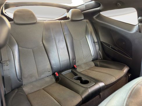 Used 2016 Hyundai Veloster w/ Option Group 02 image 19