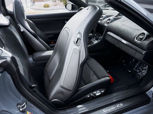 Used 2024 Porsche 718 Boxster Spyder RS w/ Weissach Package image 56