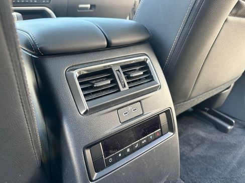 Used 2024 MAZDA CX-90 Plug-In Hybrid w/ Premium Pkg AWD/4WD image 25