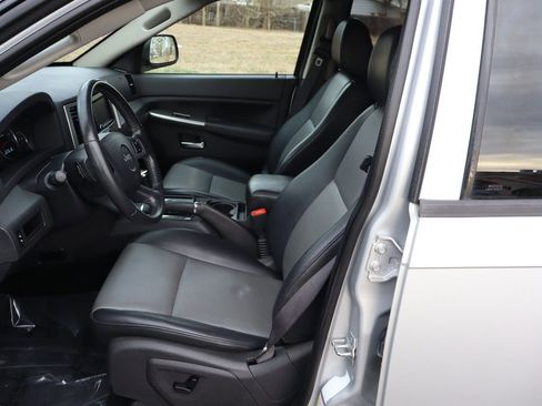 Used 2009 Jeep Grand Cherokee Laredo image 19