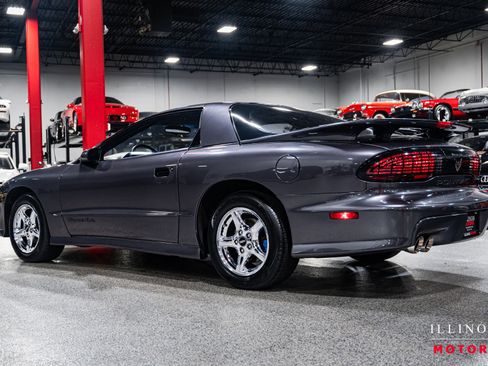 Used 1994 Pontiac Firebird Coupe image 3