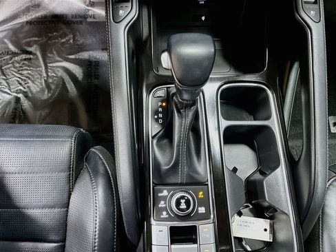 Used 2022 Kia Telluride SX w/ SX Prestige Package AWD/4WD image 17