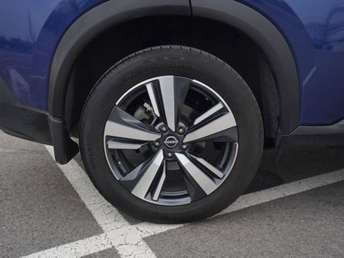 Used 2023 Nissan Rogue SL image 42