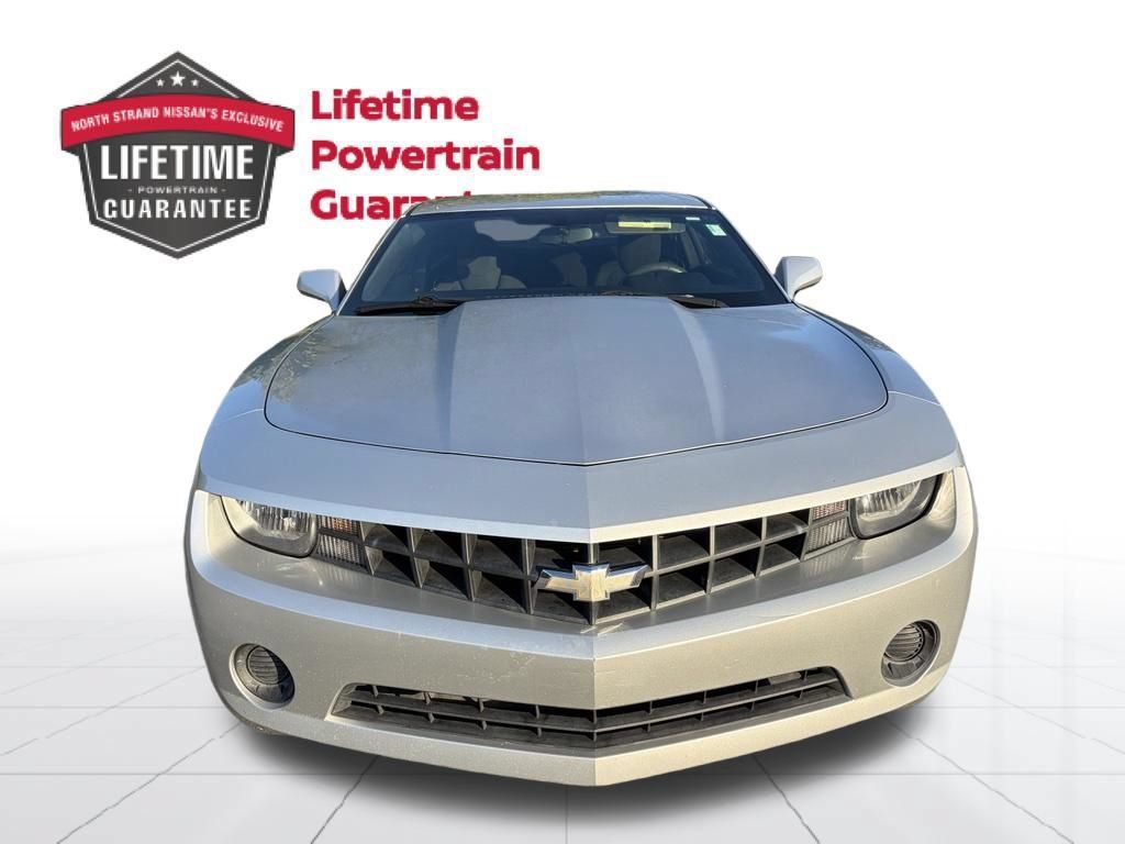 Used 2011 Chevrolet Camaro LS RWD image 9