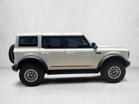 New 2026 Ford Bronco Outer Banks w/ Sasquatch Package AWD/4WD image 7