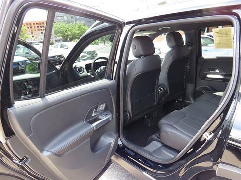 Certified 2024 Mercedes-Benz GLB 250 4MATIC image 19