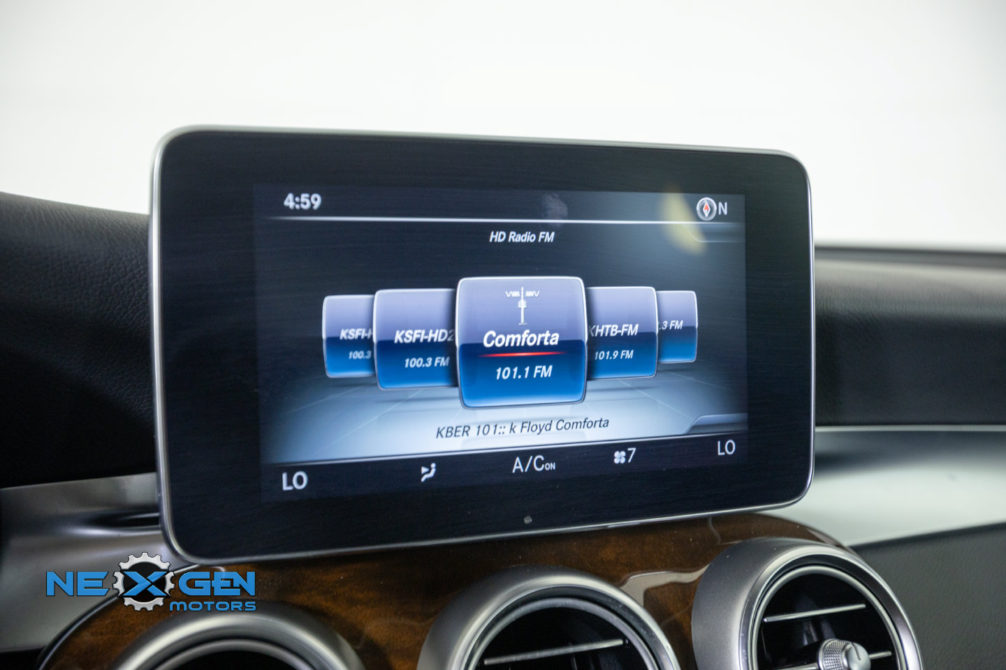 Used 2019 Mercedes-Benz GLC 300 4MATIC image 20