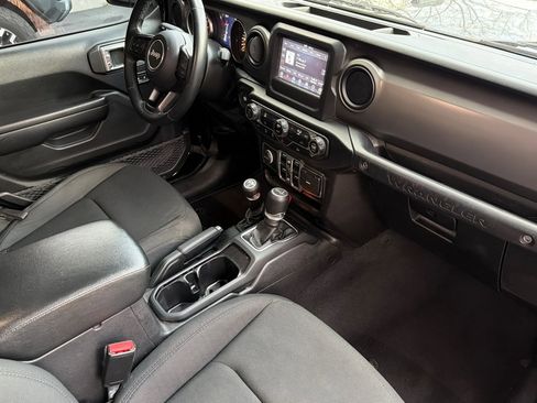 Used 2021 Jeep Wrangler Unlimited Sport image 21