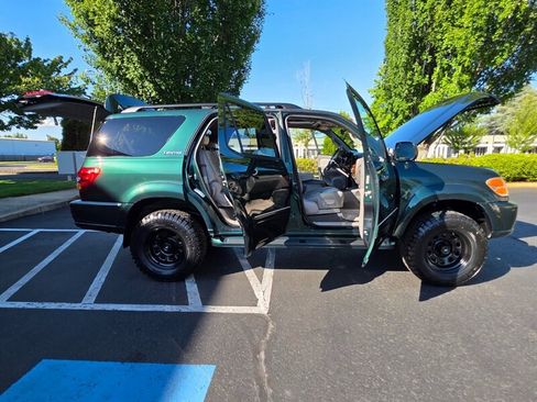 Used 2002 Toyota Sequoia Limited AWD/4WD image 24