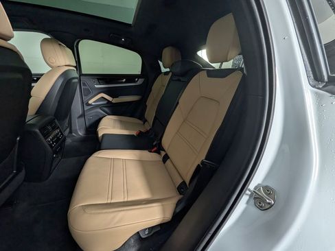 Used 2026 Porsche Cayenne S image 24