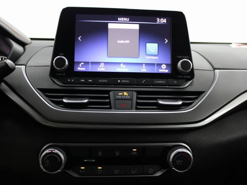 Used 2024 Nissan Altima 2.5 SR image 37